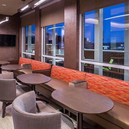 Springhill Suites By Marriott Greensboro Airport Екстер'єр фото