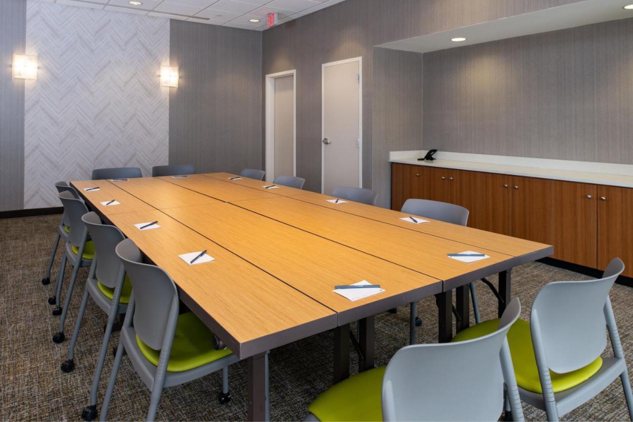 Springhill Suites By Marriott Greensboro Airport Екстер'єр фото