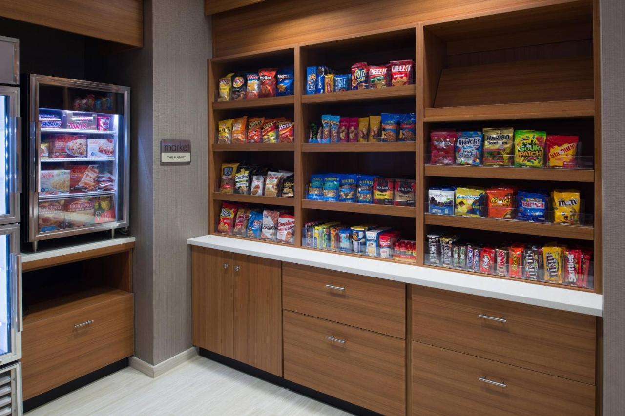 Springhill Suites By Marriott Greensboro Airport Екстер'єр фото